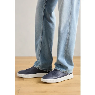 Abbildung von ECCO MOVE Sneaker low, Herren, Größe: 40, Marine/honey mustard Schuhe