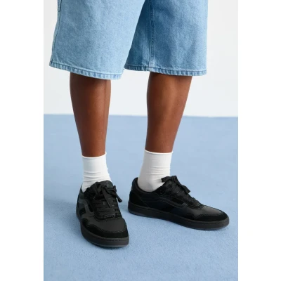 Abbildung von Vans Cruze 3.0 Unisex Sneaker low, Größe: 45, Black Leder