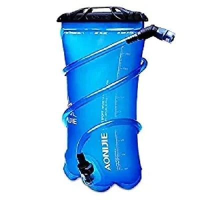 Abbildung von AONIJIE 1.5L/2L/3L Faltbares TPU Wasserbeutel Trinkblase Trinkbeutel mit Schlauch und Mundstück für Marathon Running Wandern (3L)