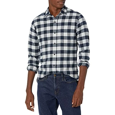 Abbildung von Amazon Essentials Herren Langarmhemd aus Flanell (in Übergröße erhältlich), Marineblau Karomuster, XS