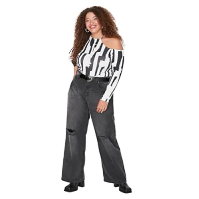 Abbildung von Trendyol Damen Plus Size Jeans, anthrazit, 68 Größen
