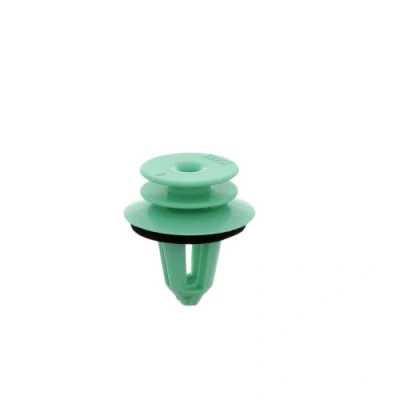 Abbildung von RESTAGRAF 10692 Clip, Zier /Schutzleiste SKODA: Octavia 2 Combi, RENAULT: ESPACE 4, MERCEDES BENZ: E Class T modell, ML