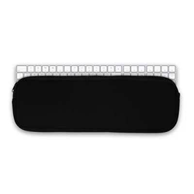 Abbildung von kwmobile Tastatur Hülle kompatibel mit Apple Magic Keyboard Ziffernblock Neopren Schutzhülle Case Tasche für Neoprentasche Schwarz