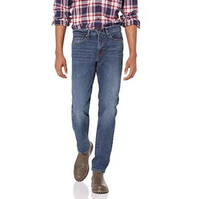 Abbildung von Amazon Essentials Herren Slim Fit Jeans, Mittlere Waschung, 28W / 32L