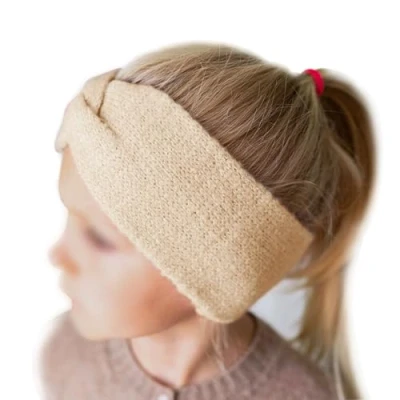 Abbildung von Papierdrachen Kinder Haarband aus Strick beige Bequem &amp; Stilvoll mit Knoten Perfektes Accessoire für Jungen und Mädchen