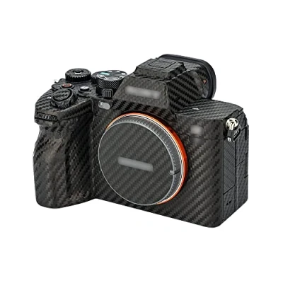 Abbildung von KIWIFOTOS Kameraschutzaufkleber für Sony a7 IV Kamera, rutschfeste Kohlefaser Muster Abdeckungsfolie