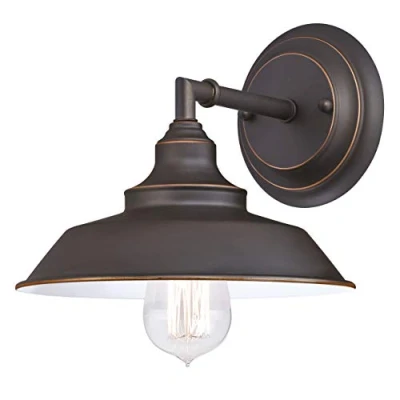 Abbildung von 63435 Einflammige Wandleuchte Iron Hill von Westinghouse Lighting für Innenbereiche, Ausführung in geölter Bronze mit Akzenten