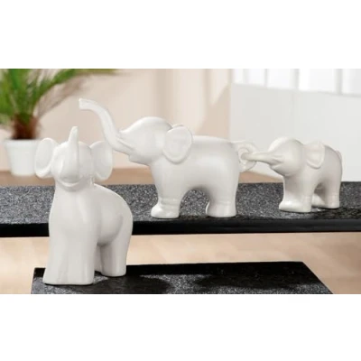 Abbildung von GILDE Deko Elefanten Familie Elepfanten Trio 3 teiliges Set Tierfigur Dekoration Porzellan Farbe: Weiß Breite 15,5/14 / 20,5 cm