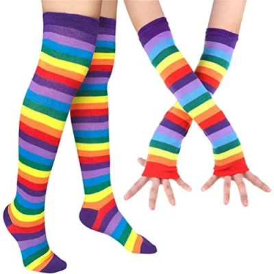 Abbildung von EDOTON Kniestrümpfe Regenbogen Streifen Arm Wärmer Bein Strumpf Bunte Oberschenkel Hohe Socken Fingerlose Handschuhe Hülsen Set für Frauen Mädchen Party Stützen (Regenbogen)