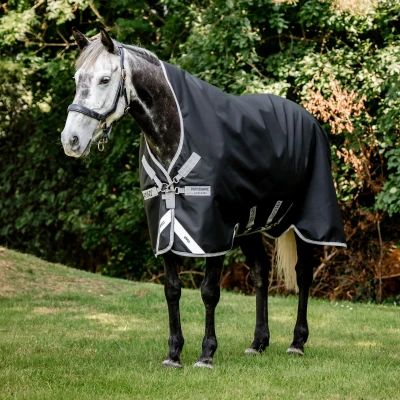 Abbildung von Amigo Wug Turnout 1200D 150g Black/Titanium Grey/Silver 130/183 Agradi.deVerkauft von Agradi