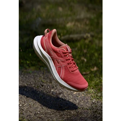 Abbildung von ASICS Damen JOLT 5 Sneaker, Dark Pink Clay Clay, 37 EU