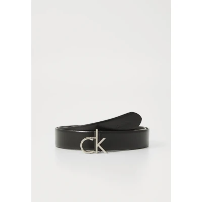 Abbildung von Calvin Klein Buckle BELT Gürtel, Damen, Größe: 75, Black/pewter