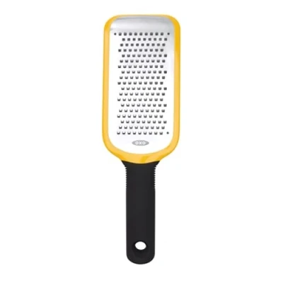 Abbildung von OXO Good Grips Handreibe aus geätztem Edelstahl, mittelfein, Gelb