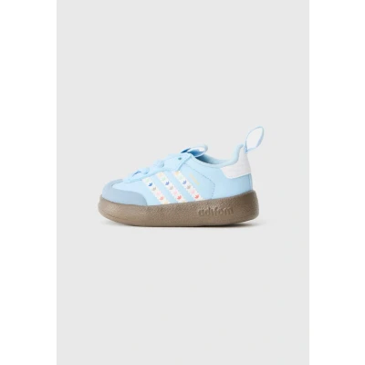 Abbildung von adidas Originals Adifom Samba 360 Unisex Sneaker low für Kinder, Größe: 25, Clear sky/white/gum Schuhe