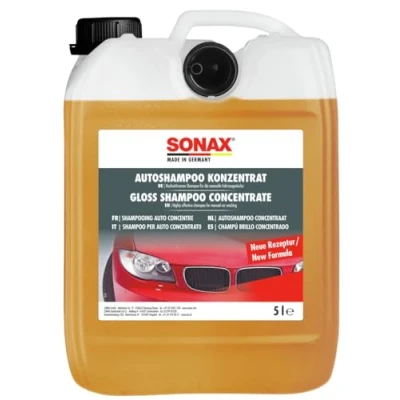 Abbildung von SONAX AutoShampoo Konzentrat (5 Liter) löst den Schmutz ohne die Wachs Schutzschicht auf dem Lack anzugreifen / Art Nr. 03145000