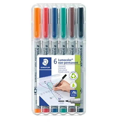 Abbildung von STAEDTLER Universalstift Lumocolor non permanent, violett, feucht abwischbar, für fast alle Oberflächen, Linienbreite ca. 0,4 mm, 10 violette Folienstifte im Kartonetui, 311 6
