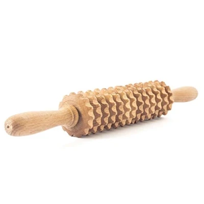 Abbildung von Tuuli Accessories Anti Cellulite Massage Massagegerät Massageroller Roller mit Griff Maderotherapie aus Holz 40 cm