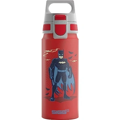 Abbildung von SIGG Alu Trinkflasche Kinder WMB ONE Batman Kohlensäuregeeignet Auslaufsicher Federleicht BPA frei Klimaneutral Zertifiziert Sport &amp; Schule Rot 0,6L