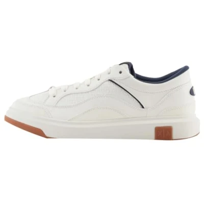 Abbildung von Armani Exchange Herren Venice, Debossed Logo, Chunky Sneaker, Off White+ Navy, 44 EU