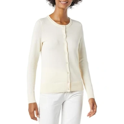 Abbildung von Amazon Essentials Damen Leichte Rundhalsstrickjacke (Erhältlich In Übergröße), Blasser Pfirsich, S