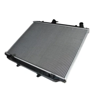 Abbildung von THERMOTEC D71015TT Kühler, Motorkühlung Aluminium für Fahrzeuge mit/ohne Klimaanlage 500 675 26 Schaltgetriebe Kühlrippen gelötet NISSAN: TERRANO 2