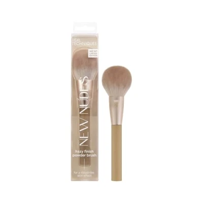 Abbildung von Real Techniques New Nudes Hazy Finish Powder Brush, Use With Blush, Bronzer, &amp; Setting Powder, Buildable Coverage, Multiuse Makeup Soft Synthetic Bristles, 1 Count