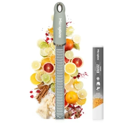 Abbildung von Microplane Premium Classic Reibe Zester Sali Green