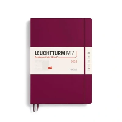 Abbildung von LEUCHTTURM1917 370731 Wochenkalender &amp; Notizbuch 2025, Master A4+ Hardcover 12 Monats Planer, liniert Port Red, Englisch