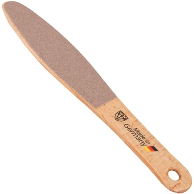 Abbildung von DREI SCHWERTER Fußfeile Holzfussfeile Hornhaut Feile mit grober und feiner Feilfläche Made in Germany