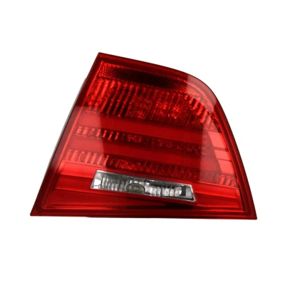 Abbildung von MAGNETI MARELLI 714021820801 Rückleuchte rechts innerer Teil H21W, W16W mit Lampenträger BMW: 3 Touring