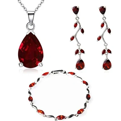 Abbildung von Crystalline Azuria Tropfenform Schmuck Set mit Rot Zirkonia Kristalle Halskette 45 cm Ohrhänger Ohrringe Armband 18 kt Weiß Vergoldet