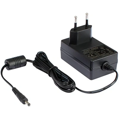Abbildung von Poppstar AC DC Netzteil 12V 2A (Netz Adapter 24W / Ladekabel für Externe Festplatten Gehäuse, Dockingstation UVM.) mit Stecker 3,5mm/1,35mm
