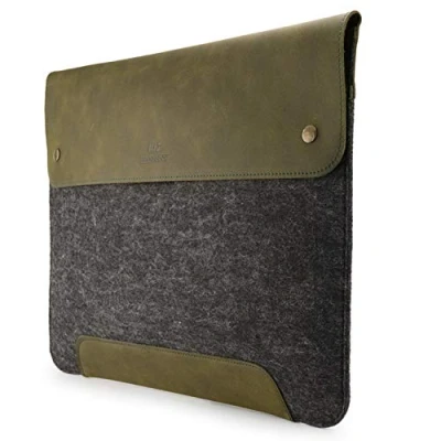 Abbildung von MegaGear MacBook Tasche aus echtem Leder und Fleece, Laptop Hülle für Pro Air 16 Zoll 15 15,5 (M2, M2 Pro, Max, M1) Modelle 2020, 2021, 2022 2023