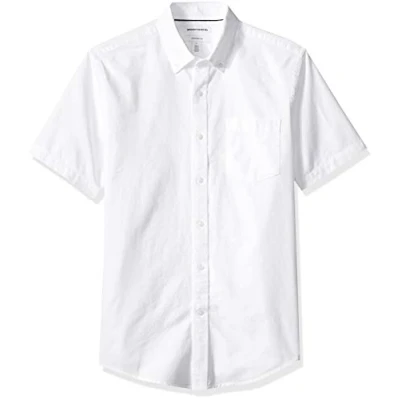 Abbildung von Amazon Essentials Herren Kurzärmeliges Oxford Hemd mit Brusttasche, Schmale Passform, Weiß, S