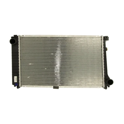 Abbildung von NRF 51568 Kühler, Motorkühlung Aluminium 550 358 45 mit Anbauteilen Kühlrippen gelötet BMW: 3 Saloon, Compact, Touring kfzteile, mister auto, atp