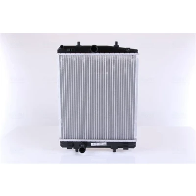 Abbildung von NISSENS 64687 Kühler, Motorkühlung Aluminium 375 328 16 Kühlrippen gelötet CITROËN: C1 I, PEUGEOT: 107 Hatchback