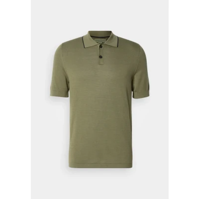 Abbildung von MARC O&#039;Polo O’POLO X DFB Travel Collection POLO SHIRT, Knitted WITH Contrast Tippings Poloshirt, Herren, Größe: Large, Avery fern
