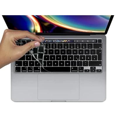 Abbildung von MyGadget Tastaturschutz QWERTZ für Apple MacBook Pro 13 Zoll [ ab 2020] &amp; 16 2019 Folie deutsche Tastatur Keyboard Cover Schwarz