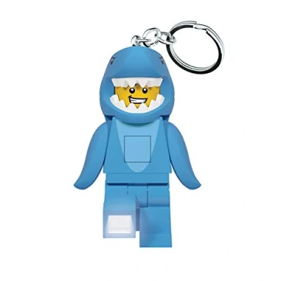 Abbildung von Lego Iconic Shark Suit Guy Schlüsselanhänger mit LED Taschenlampe Spielzeuggeschenke für Kinder 76 mm große Figur (KE23H) 2 CR2025 Batterien enthalten