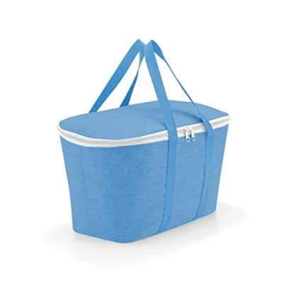 Abbildung von reisenthel coolerbag Twist Azure Kühltasche mit Obermaterial aus recycelten PET Flaschen Ideal für picknicks