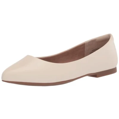 Abbildung von Amazon Essentials Damen Ballerinas mit spitzem Zehenbereich, Elfenbein, 40 EU Weit
