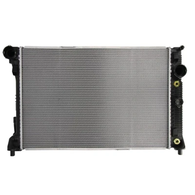 Abbildung von NISSENS 67162 Kühler, Motorkühlung Aluminium 643 438 40 Kühlrippen gelötet MERCEDES BENZ: C Class T modell, E Saloon, Saloon