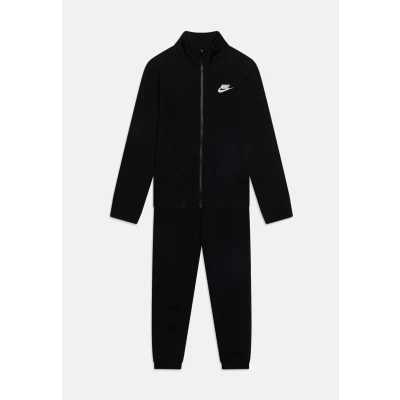 Abbildung von Nike Sportswear Tracksuit Unisex SET Jogginghose für Kinder, Größe: 158/170, Black/white