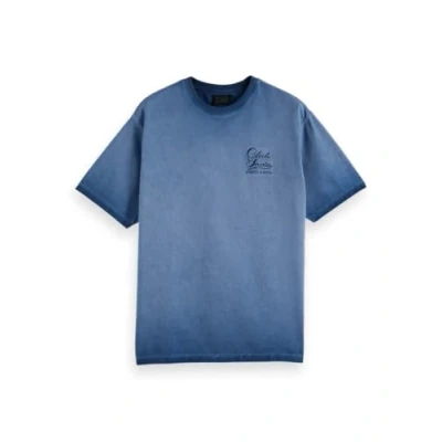 Abbildung von Scotch &amp; Soda Men&#039;s Relaxed fit Inside Out Cold dye T Shirt, Atlantic Blue, Medium