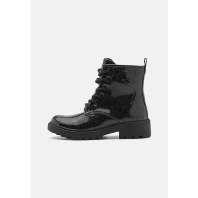 Abbildung von Geox J Casey Girl G Ankle Boot, Black, 33 EU