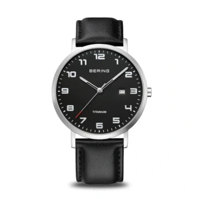 Abbildung von BERING Herren Uhr Quarz Movement Titanium Collection mit Titan und Saphirglas 18640 402