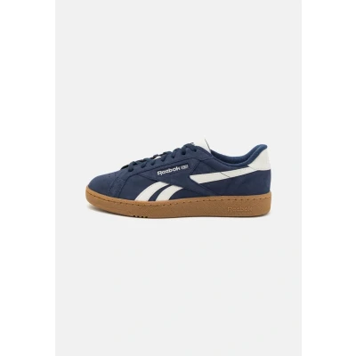 Abbildung von Reebok Unisex Club C Grounds Uk Sneaker,Vecnav Chalk Rbkg04,36 EU