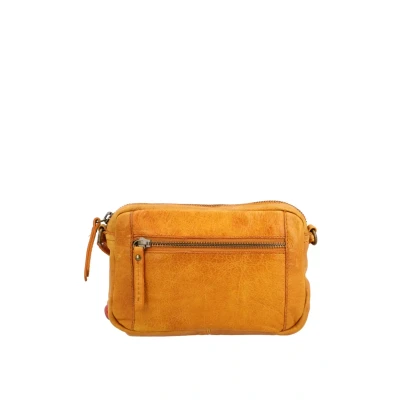 Abbildung von Gusti Leder Dominic Umhängetasche, Größe: One Size, Cognac