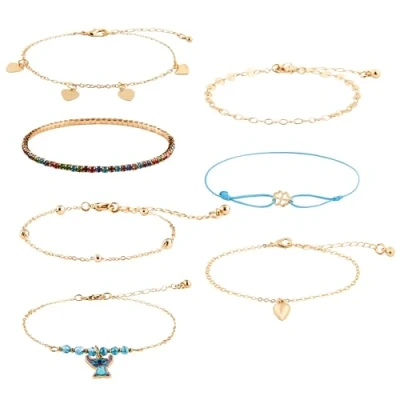 Abbildung von Disney Stitch Armband Mädchen mit Anhängern, Schmuck Armbänder Set Geschenke für (Gold 7 Armbänder)