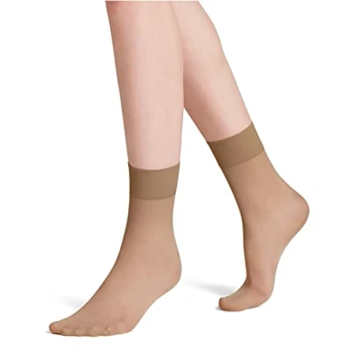Abbildung von FALKE Damen Socken Pure Matt 20 DEN W SO transparent einfarbig 1 Paar, Hautfarben (Golden 4699) neu umweltfreundlich, 35 38
